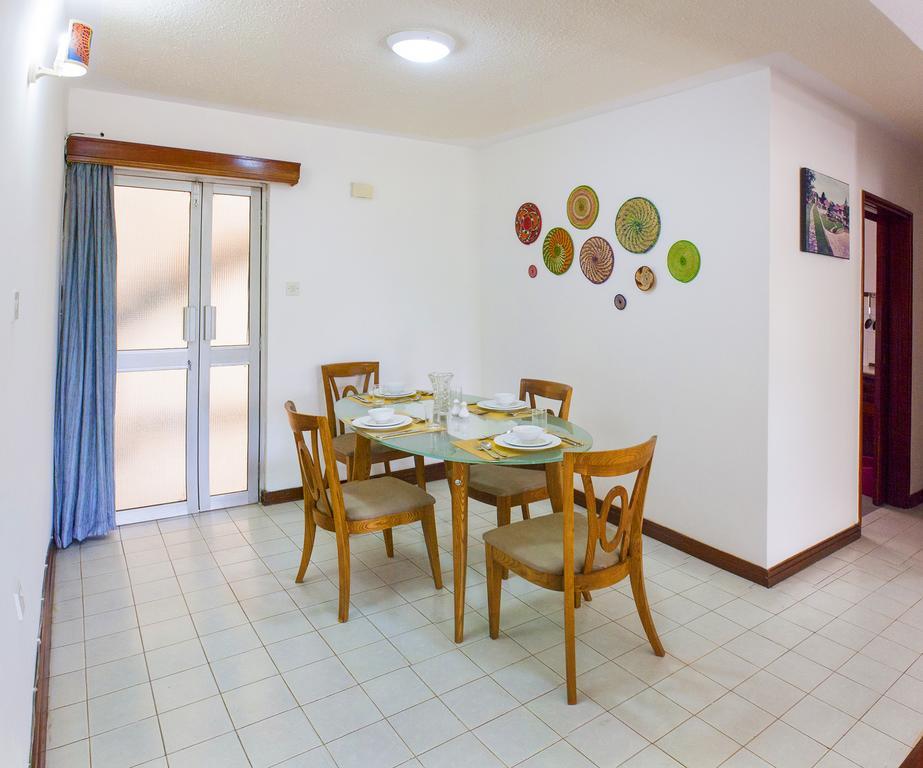 Golf Course Apartments Kampala Bagian luar foto